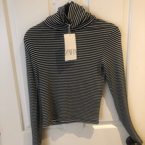 Zara striped turtle neck - Picture 1 of 1